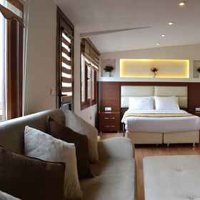 Primary image1七天飯店,Full Moon Shoes飯店