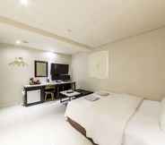 Lainnya 3 Glam Hotel