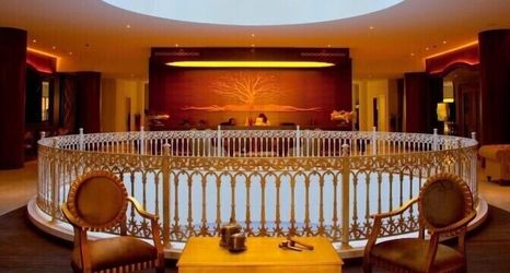 Lain-lain 2 Ottoman Suites