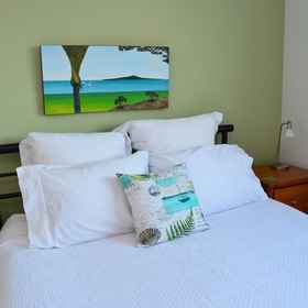 Primary image 1 Beresford B&B, Takapuna Golf Course and Driving Range Hotels