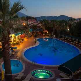 Primary image1雷斌海灘飯店,费特希耶鱼市飯店