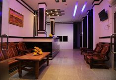Others 3 King Hotel