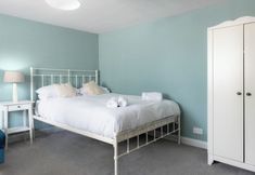 Others 4 The School Rooms Estate