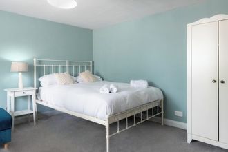 Others 4 The School Rooms Estate