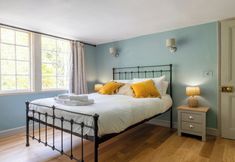 Others 5 The School Rooms Estate