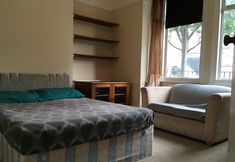 Others 3 Bulwer House