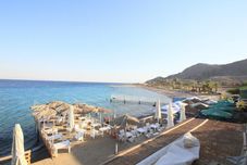 Khác Coral Beach Pearl Guest House