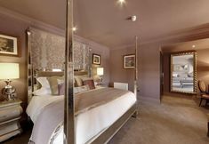 Others 7 Dumfries Arms Hotel