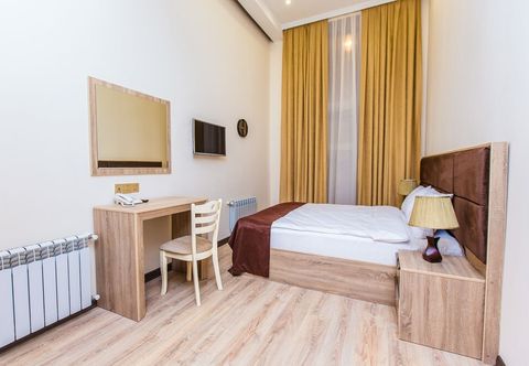 อื่นๆ Deluxe City Hotel