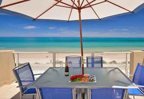 Others Adelaide Luxury Beach House