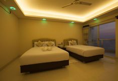 Others 5 Exotica Sampan