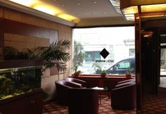 Others 6 Hotel Monopol