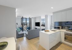 Others 2 Imagine Lighthouse