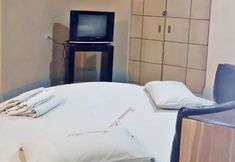 Others 2 Bermuda Hotel and Restaurant