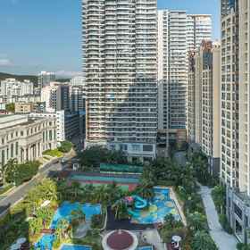 Primary image 1 싼야 바오홍 상 하이화틴 부티크 호텔, 뷰티 크라운 그랜드 극장 호텔