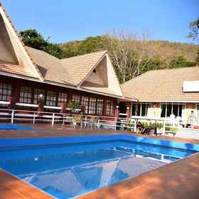 Primary image 1 Royal Green Valley Resort, Wat Muak Lek Nok Hotels