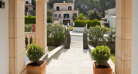 Others 2 Villa Tomas