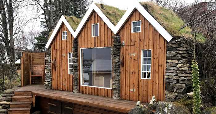 Lainnya ICELAND SJF Villa , Hot tub & Outdoor Sauna Amazing Mountains View - 15 min to downtown