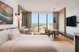 The Westin Perth, Rp 48.131.287