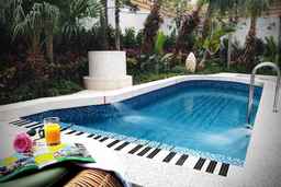 Q Motel, ₱ 6,831.79