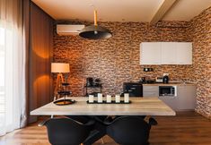 Others 7 Superior One Luxury Apartments