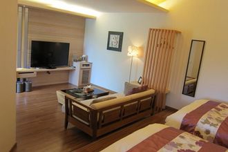 Others 4 Green Willow House