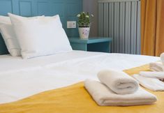 Others 7 Room Room Motel