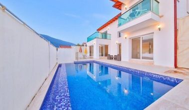 Others 4 Kas 3 Bedrooms Villa With Private Pool