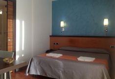 Others 5 Hotel Bed & Business