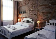 Lainnya 6 Dwie Wieże