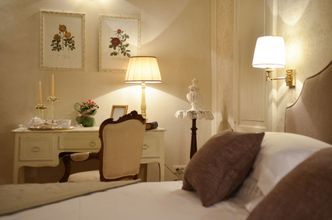 Lain-lain 4 La Corte Di Ambra