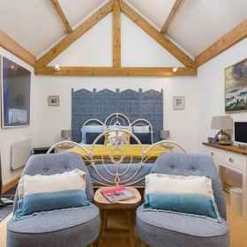 Primary image1Storm Barn,Deviock公寓