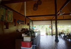 อื่นๆ 3 Anandah Beach Resort