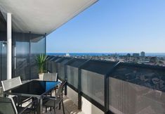 Others 6 Location and Bay Views