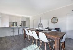 기타 6 Snowgum Bright Retreat - 2