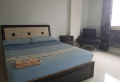 Others 6 The ORANGE INN