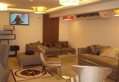 其他 6 Tucacas Beach Hotel