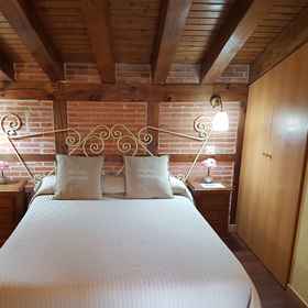 Primary image 1 赛戈维亚青年旅舍, Migueláñez 酒店