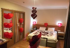 Others 3 EMSA Palace Hotel