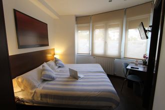 Others 4 Pensión Grosen