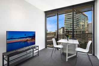 Lainnya 4 FARINA, 1BDR Docklands Apartment