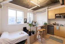อื่นๆ LUCINDA, Carlton Studio Apartment