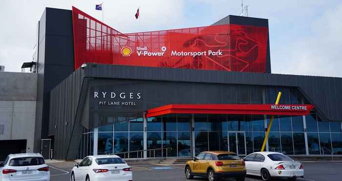 Lainnya Rydges Pit Lane Hotel