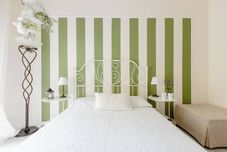 Khác Il Re degli Scalzi