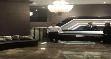 Others 2 Reda Palas Karanfil