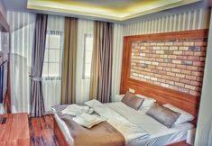 Others 5 Serah Residence