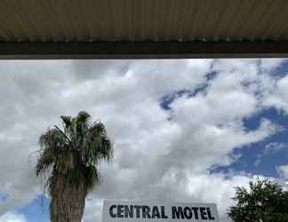 Khác 2 Central Motel