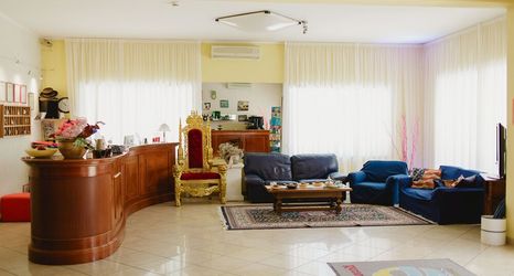 Others 2 Hotel Pascoli