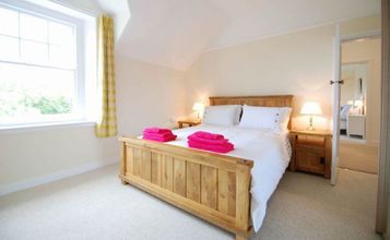 Lainnya 4 Bron y Graig