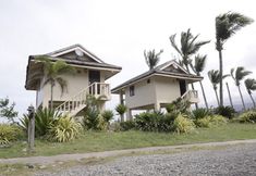 Others 5 Nalu Surf Camp